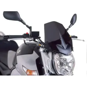 Puig Sportscheibe New Generation f. Suzuki GSR 600 schwarz